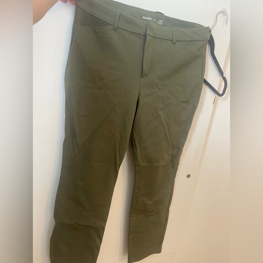 Old Navy pixie pants